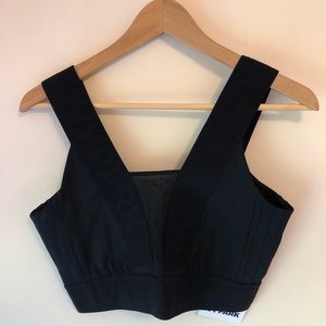 NWT Ivy Park sports bra size M